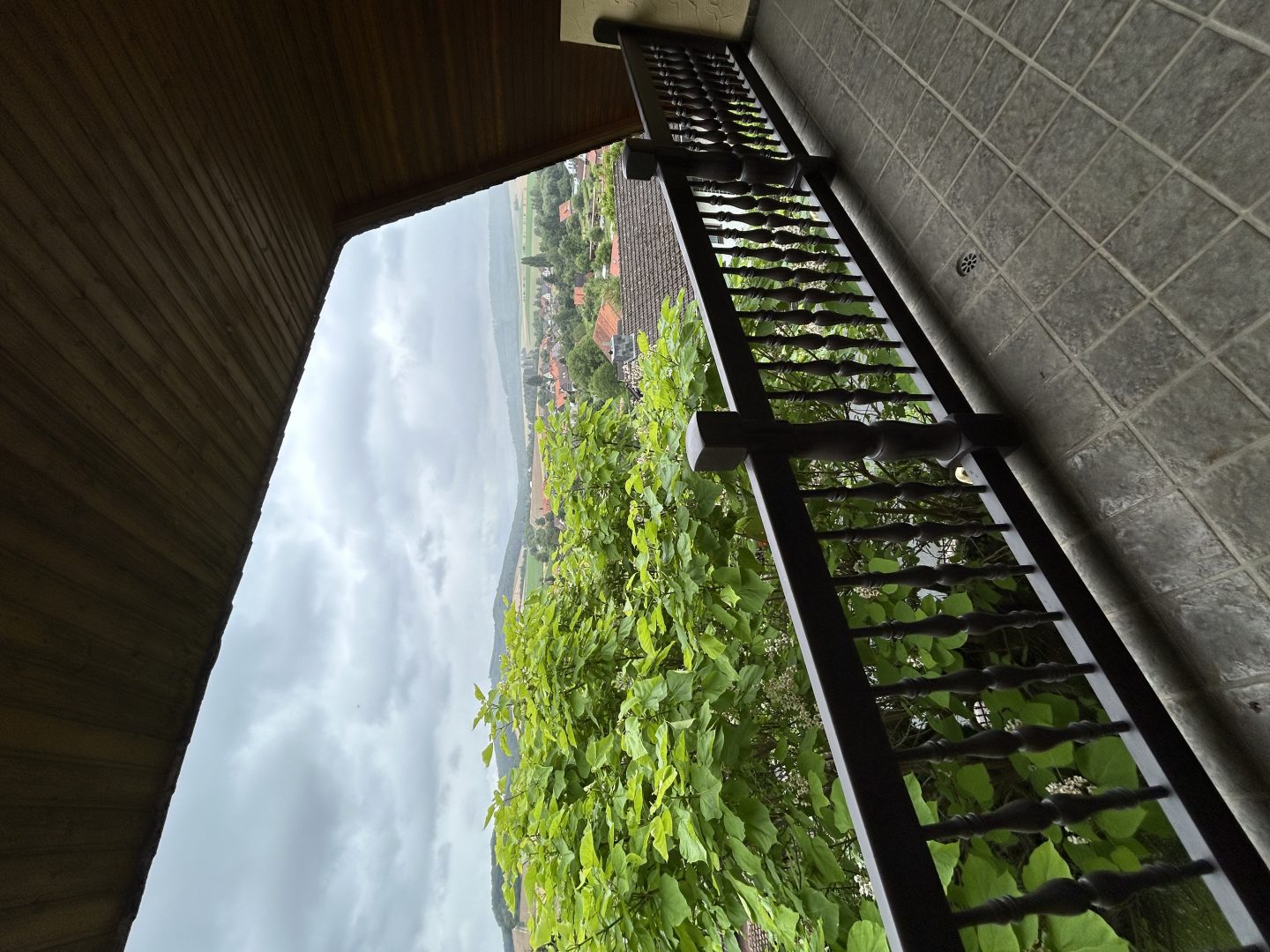 1 Balkon oben